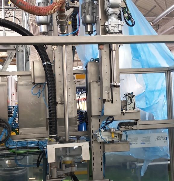 Automatic Liquid Canister Bottle Drum Filler & Capping Monoblock El2 E Aicrov 3 De 10