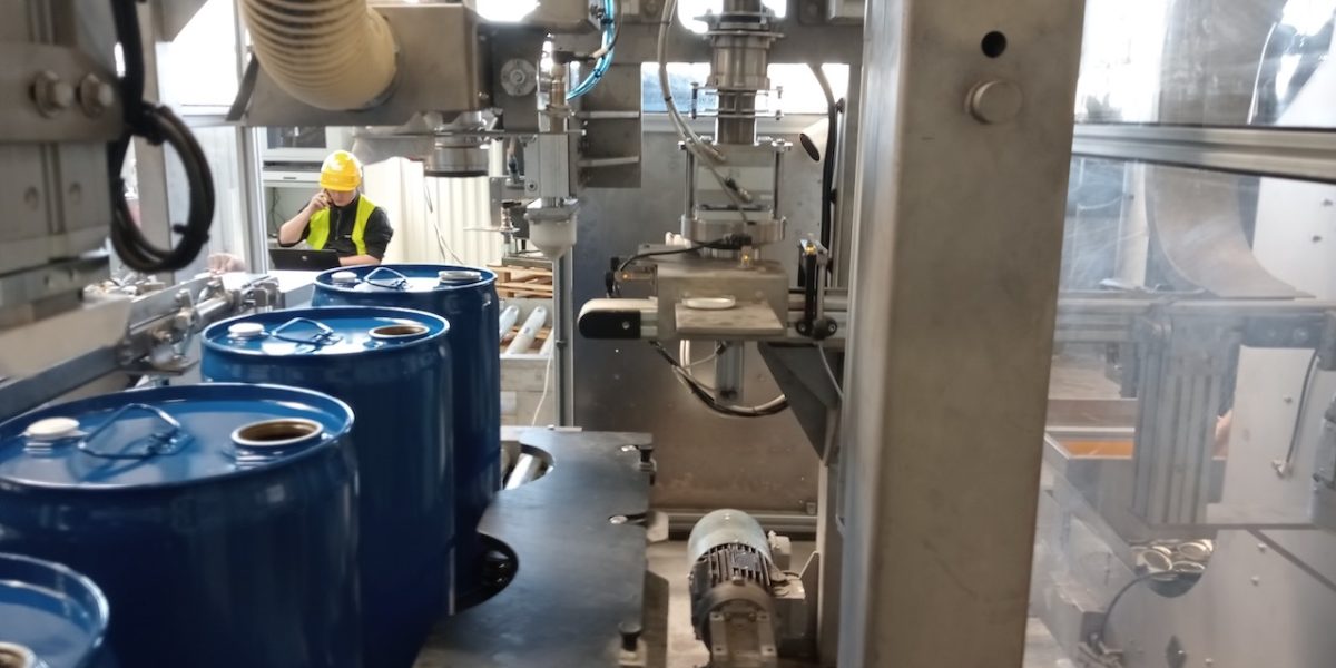 Automatic Liquid Canister Bottle Drum Filler & Capping Monoblock El2 E Aicrov 84 De 84