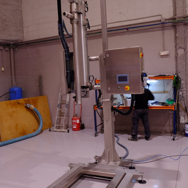 Tote and IBC filling machine