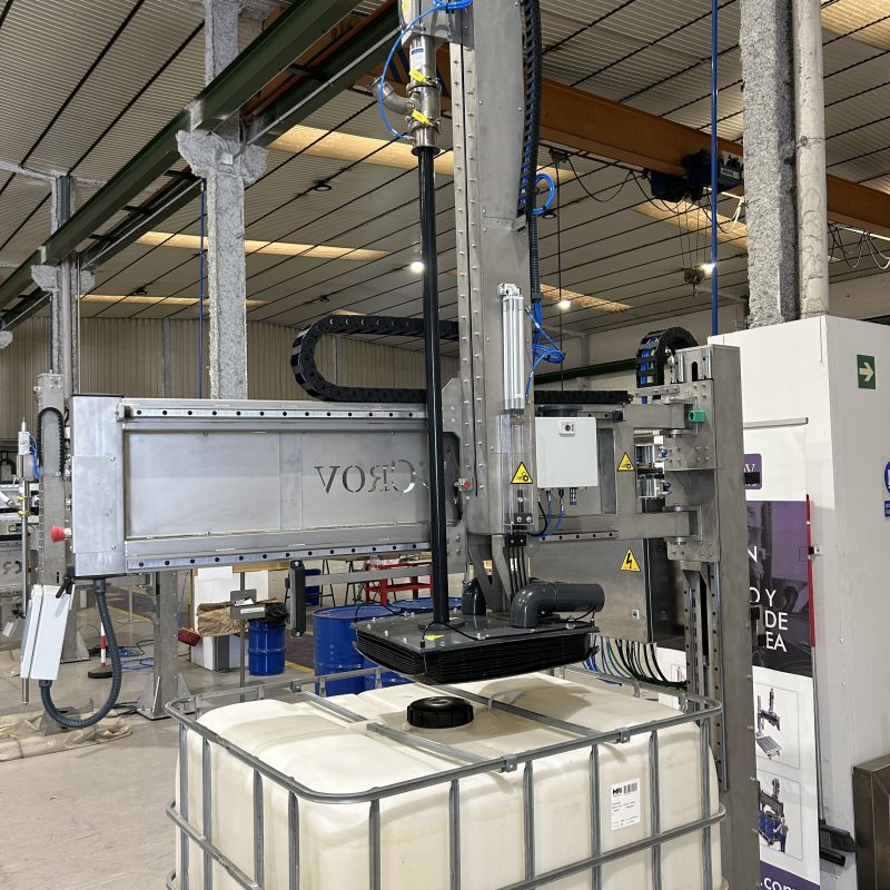 Liquid handling equipment