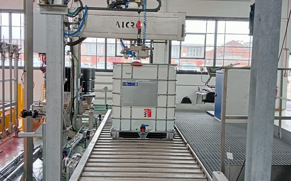 Semi Automatic Liquid Filler Drum Tote Canister On Pallet Sp2 40 De 56